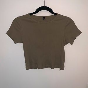 Uniqlo | Green Cropped Ribbed T-Shirt